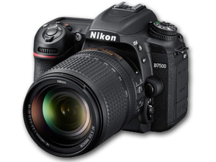 D7500 Camera with Nikon 18-140mm Lens